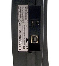 Attraverso il porto USB nella parte posteriore dello strumento si alimenta l'oscilloscopio e si trasmettono i dati.