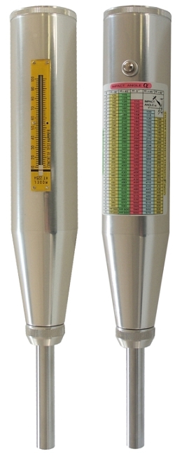 Questo misuratore del calcestruzzo PCE-HT-225A ha un corpo percussore integrato.
