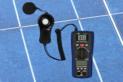 Il misuratore fotovoltaico in una misurazione di controllo