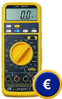 Il misuratore LCR universale 9073 con interfaccia RS-232.