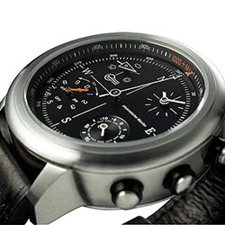 Visione laterale dell'orologio analogico multifunzionale 5in1 Penta