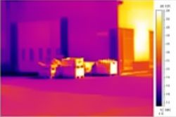 Immagine realizzata con telecamere a infrarossi all'esterno di un edificio