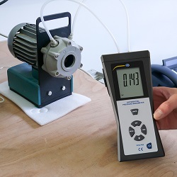 Uso del misuratore di pressione differenziale