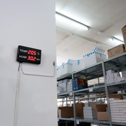 Goshyda Sveglia LED Trasparente Con Display Di Temperatura E Umidità, Orologio Digitale Da Tavolo Per Ufficio E Camera