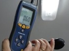Misuratori di luce PCE-172: durante misurazione.